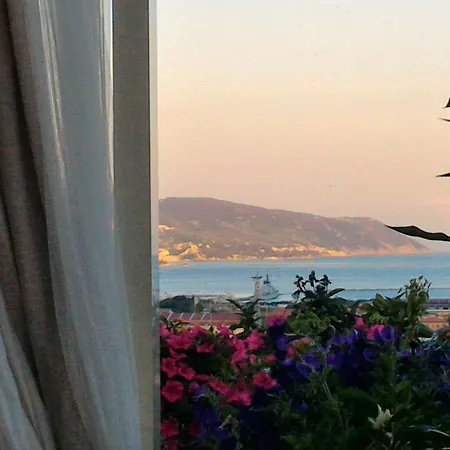 Dreams Λα Σπέτσια
