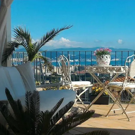 Casa de hóspedes Dreams 4*